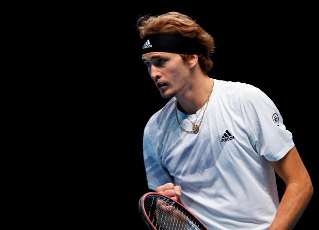 开云体育app-兹维列夫艰难迎来新赛季开门红 下轮将迎战德约